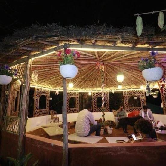 רישיקש The Roxxy Royal Resort מראה חיצוני תמונה